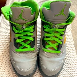 Men’s Jordan Retro 5.  Green bean.  Size 12.5